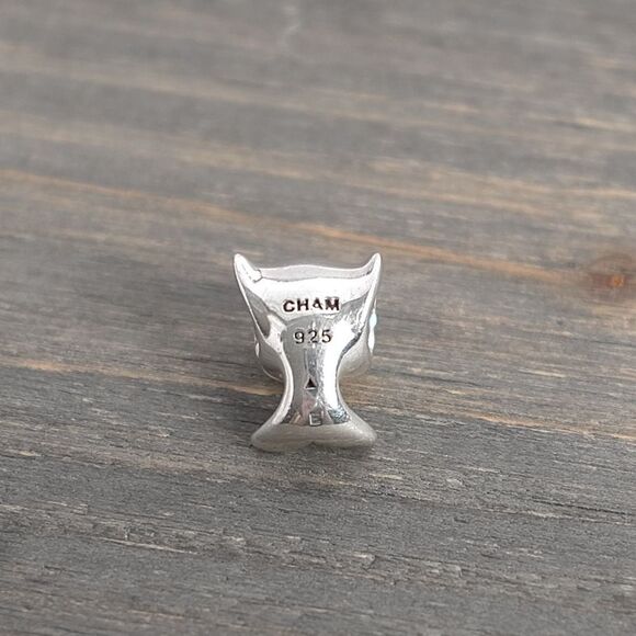 Chamilia Whale or Fish Charm Bead Sterling Silver Marked "Cham" 925 Retired 3.5g - Picture 4 of 5